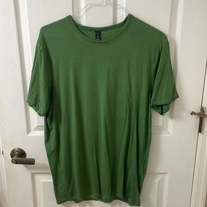 Lululemon green T-shirt large used